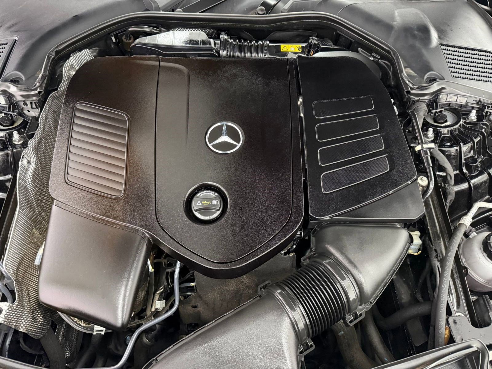 Used 2023 Mercedes-Benz C 300 Sedan image 30