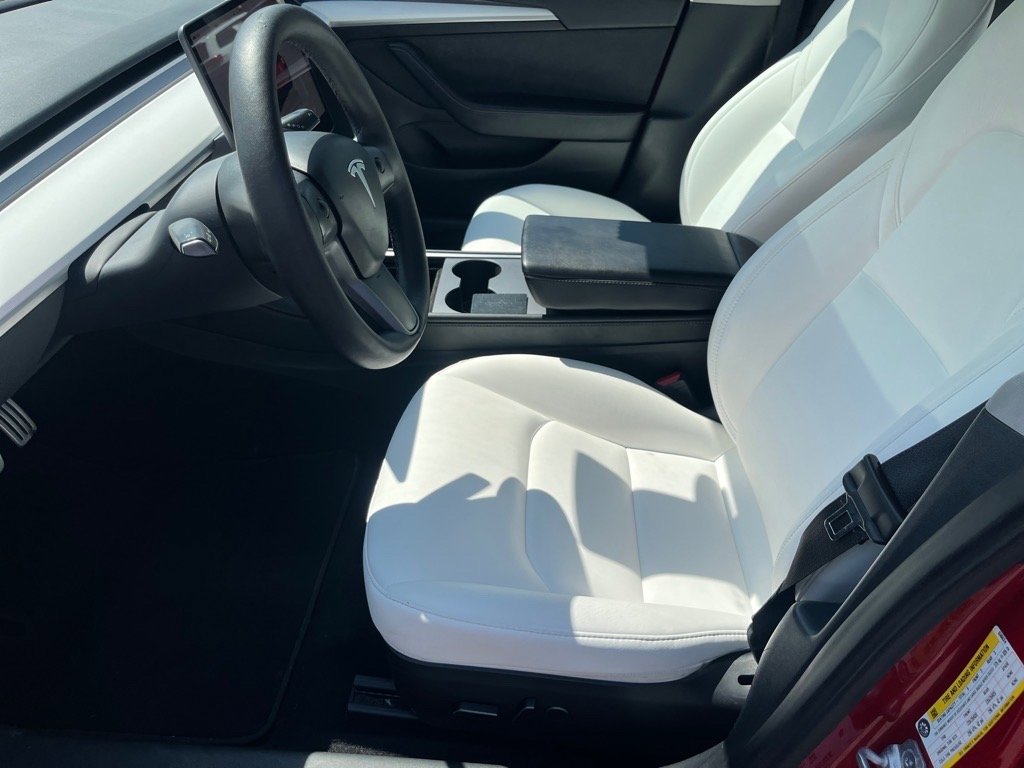 Used 2023 Tesla Model 3 Performance image 5
