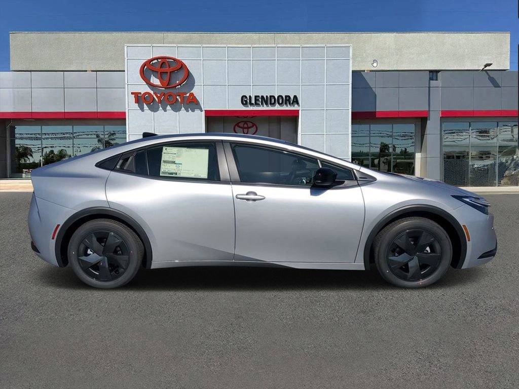 New 2026 Toyota Prius LE FWD video 2