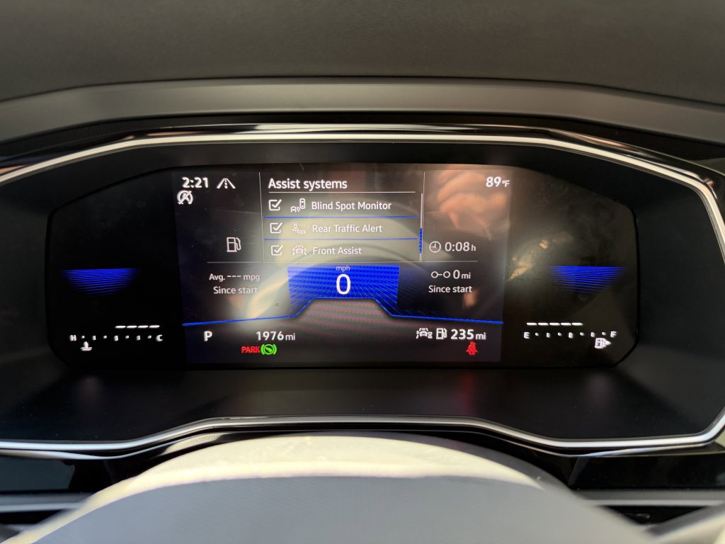 Used 2024 Volkswagen Jetta SE w/ Panoramic Sunroof Package image 19