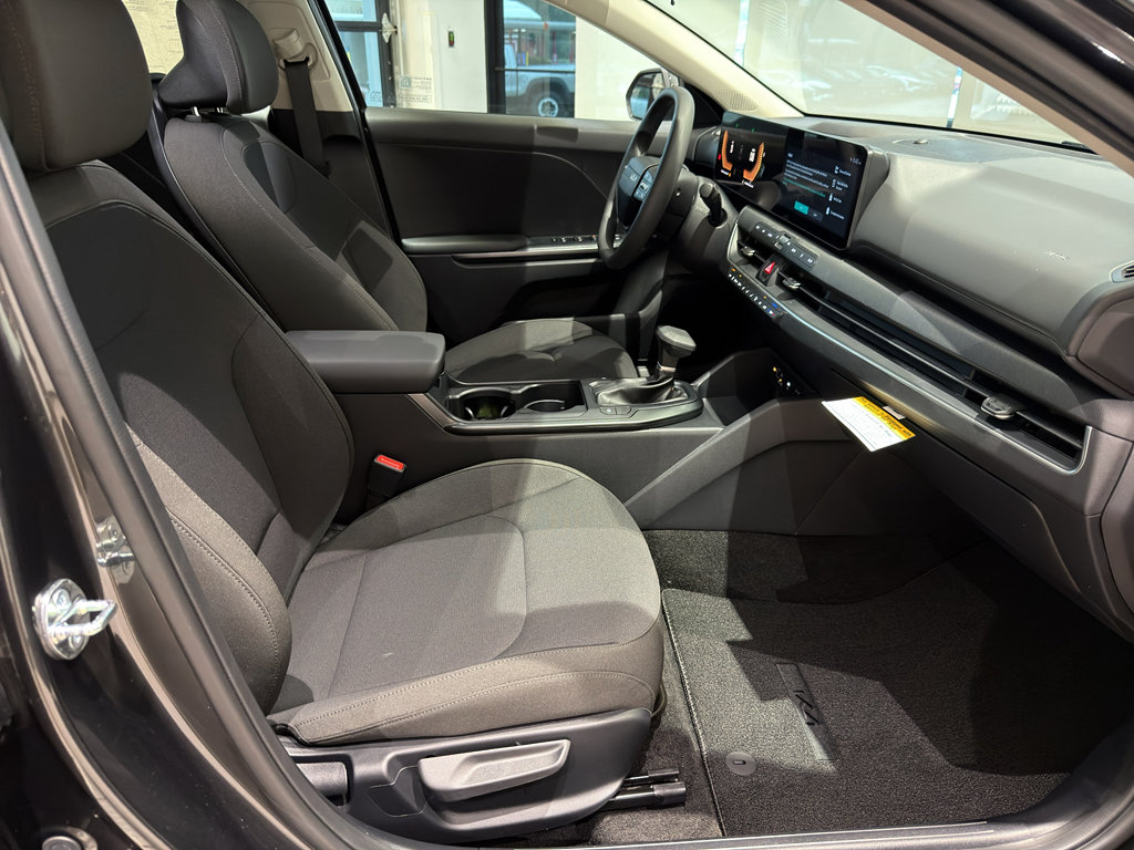 New 2026 Kia K4 FWD image 23