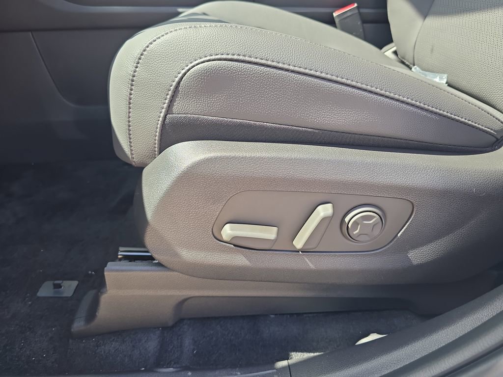 New 2026 Kia Carnival SX Prestige image 22