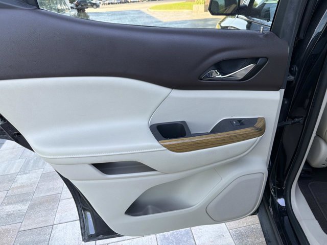 Used 2017 GMC Acadia Denali w/ Technology Package image 15