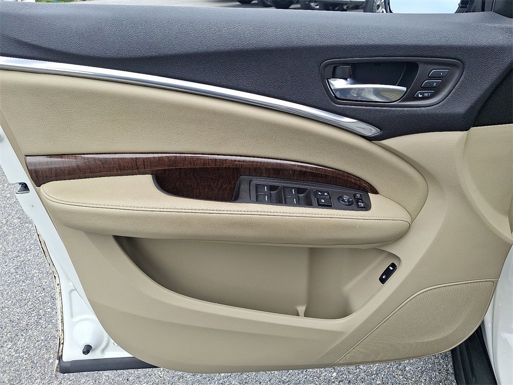 Used 2017 Acura MDX FWD w/ Technology Package image 14