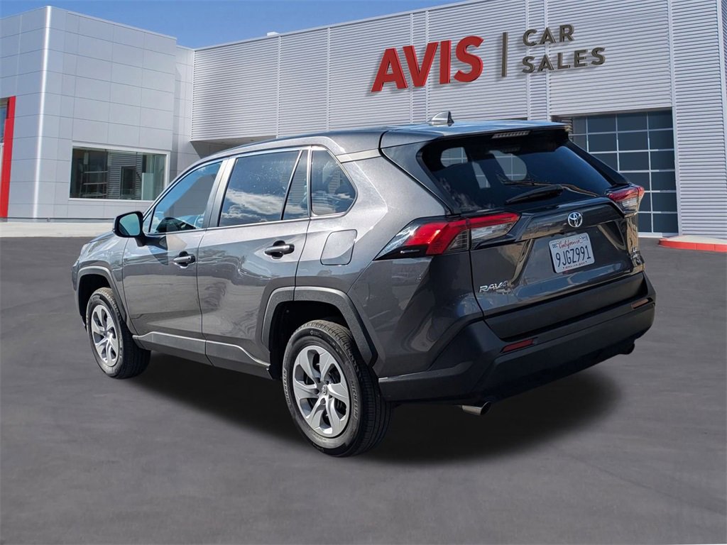 Used 2024 Toyota RAV4 LE image 9