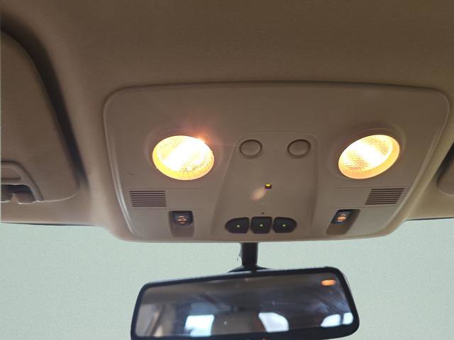 Used 2009 Buick Enclave CXL w/ Driver Confidence Package image 25