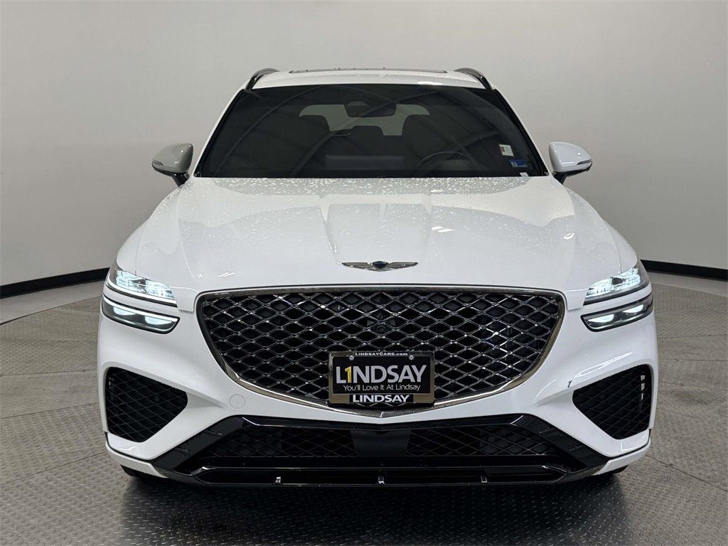 Used 2023 Genesis GV70 2.5T w/ Sport Prestige Package image 2