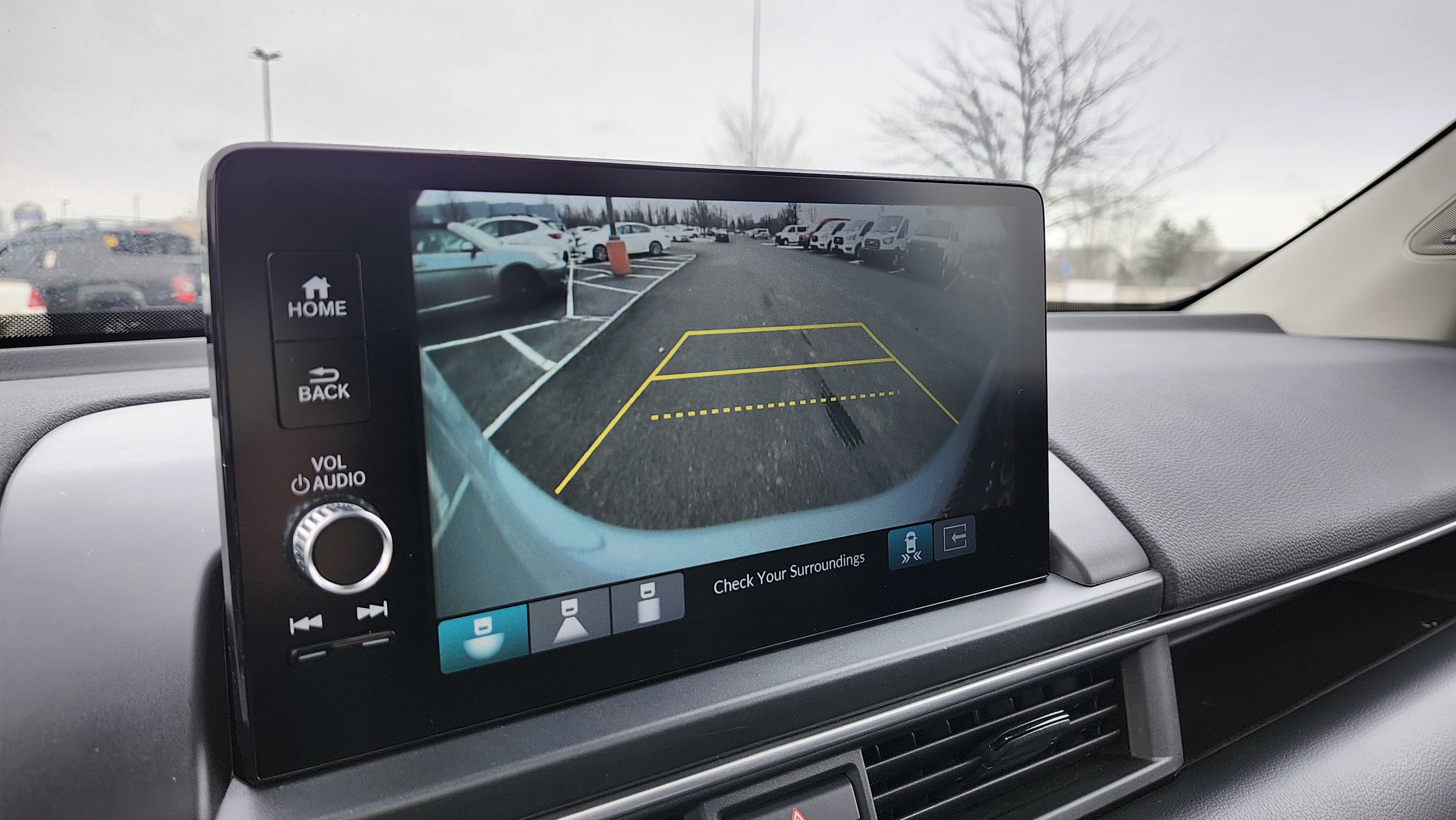 Used 2024 Honda Pilot Touring image 6