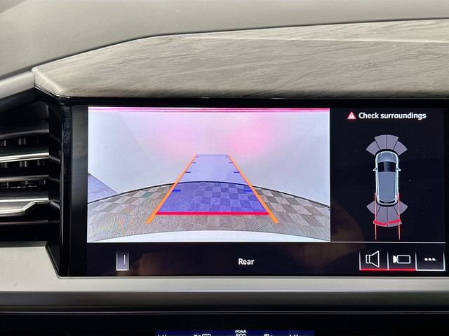 Used 2025 Audi Q4 e-tron Premium w/ Convenience Package image 15