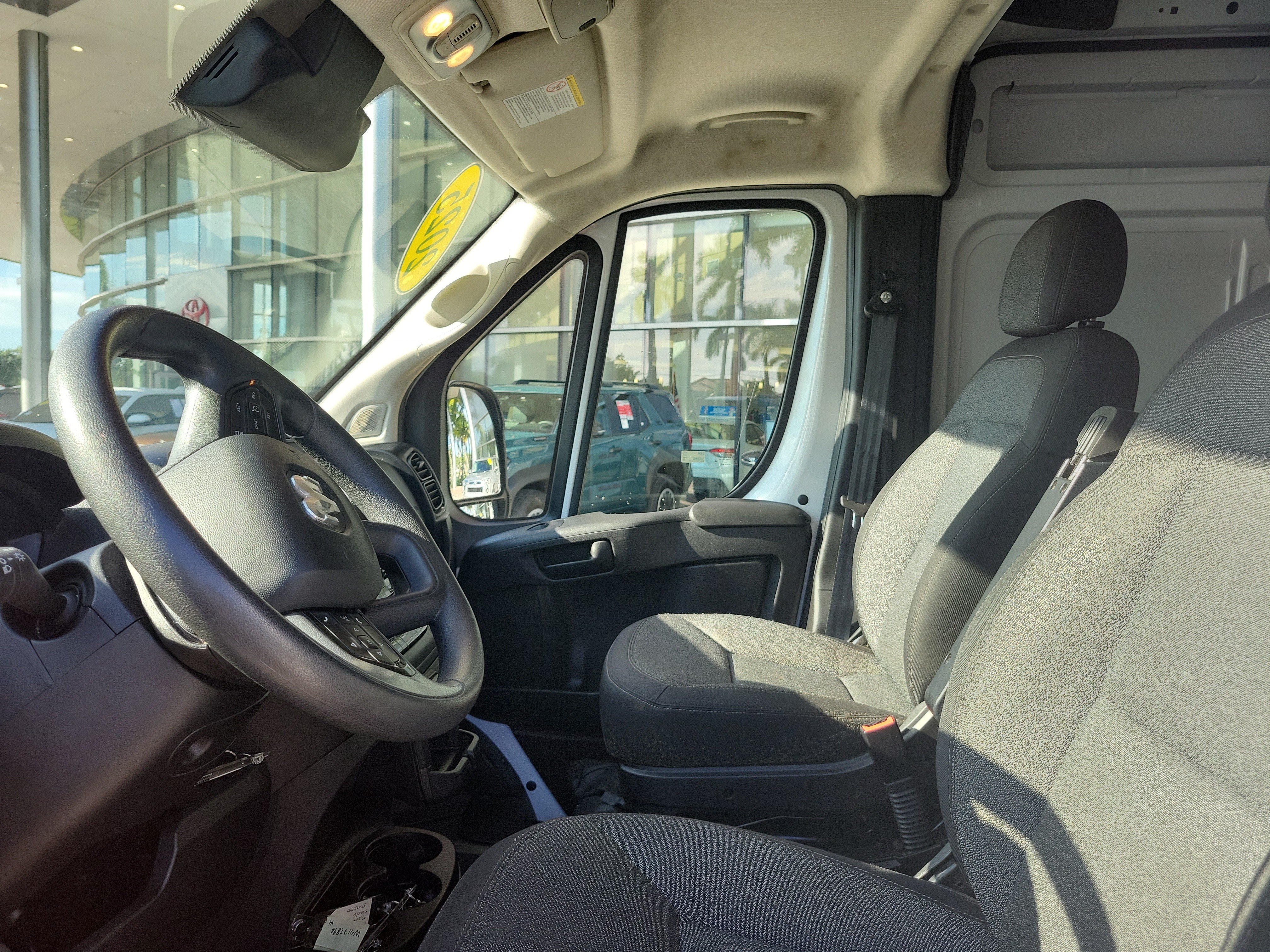 Used 2025 RAM ProMaster 2500 w/ Convenience Group FWD image 19