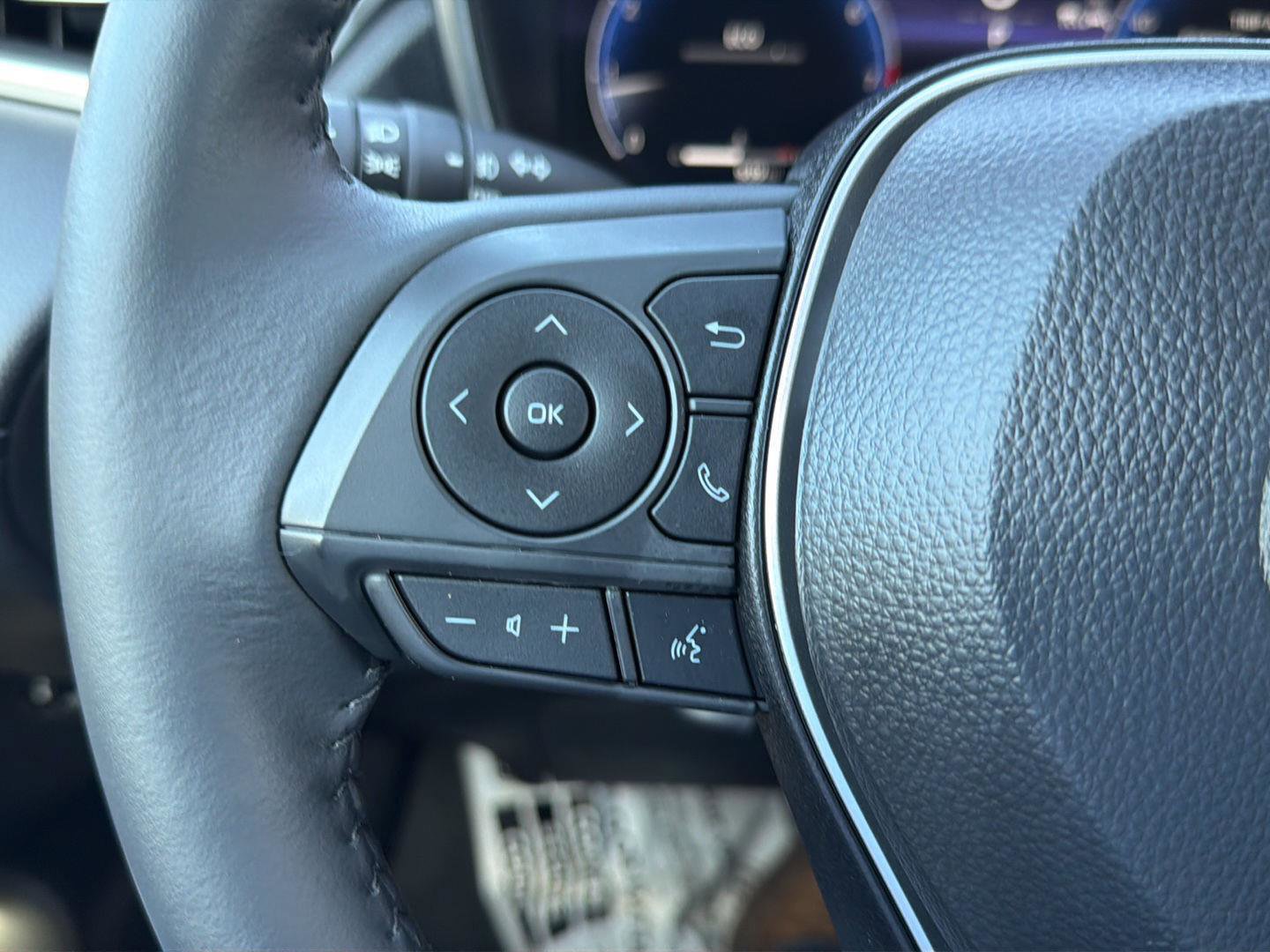 Certified 2026 Toyota Corolla Cross XLE w/ Convenience Package image 24