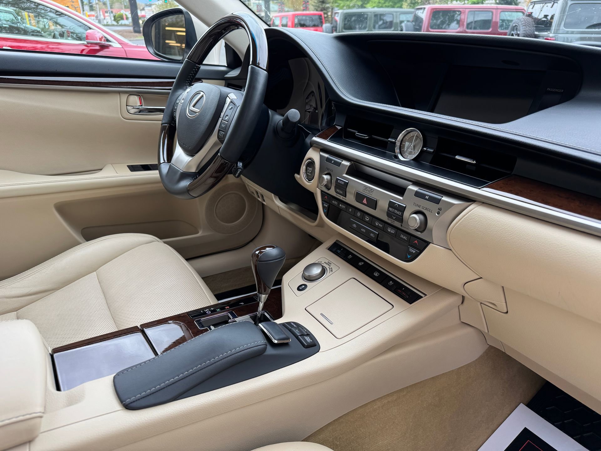 Used 2013 Lexus ES 350 image 25