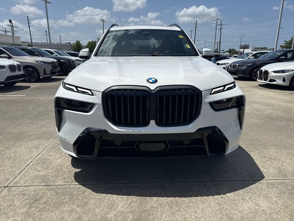 Certified 2024 BMW X7 xDrive40i w/ M Sport Package AWD/4WD image 8