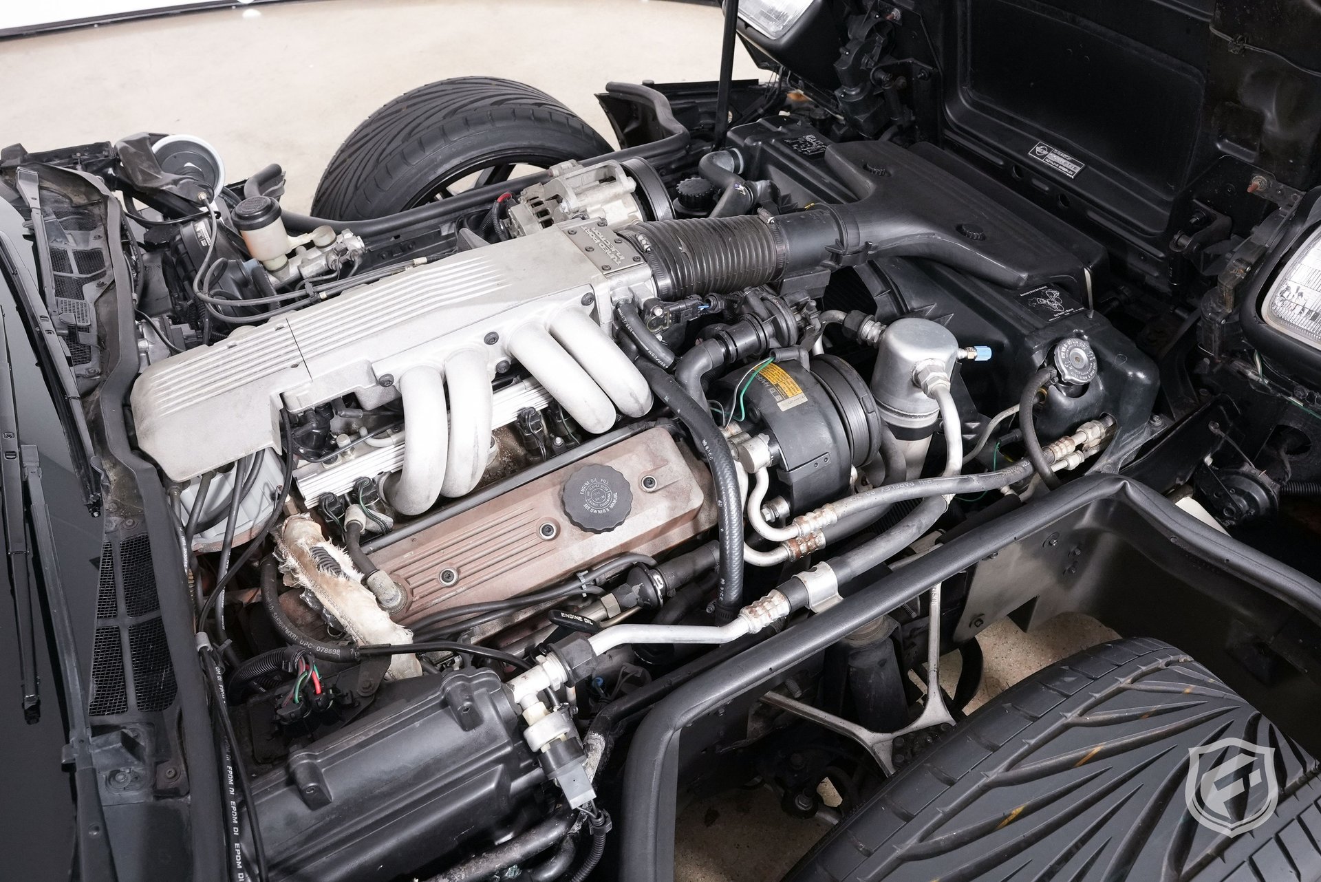 Used 1987 Chevrolet Corvette Convertible RWD image 40