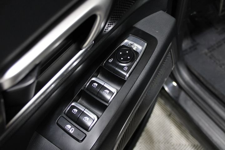 Used 2025 Kia Telluride S AWD/4WD image 19
