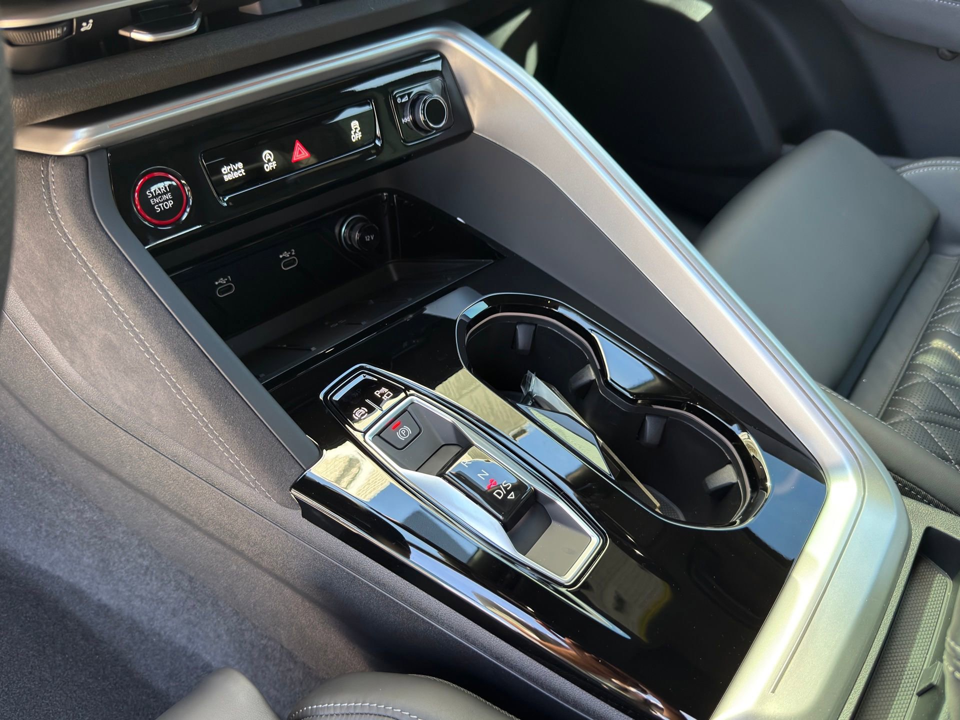 New 2026 Audi SQ5 Premium Plus image 16