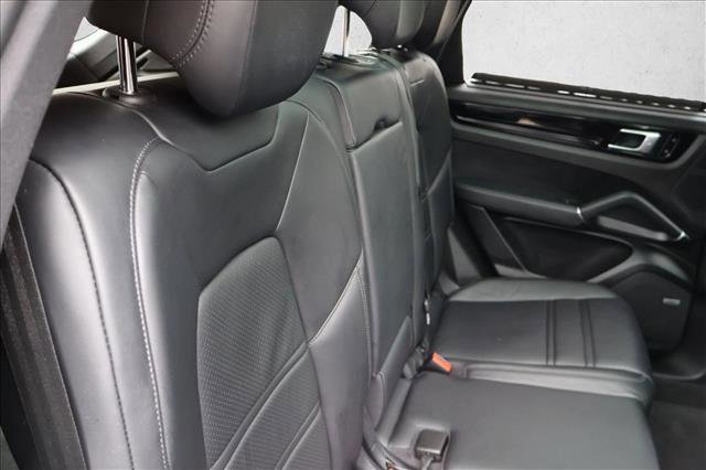Used 2021 Porsche Cayenne S image 26