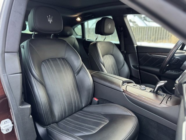 Used 2020 Maserati Levante GranLusso image 21
