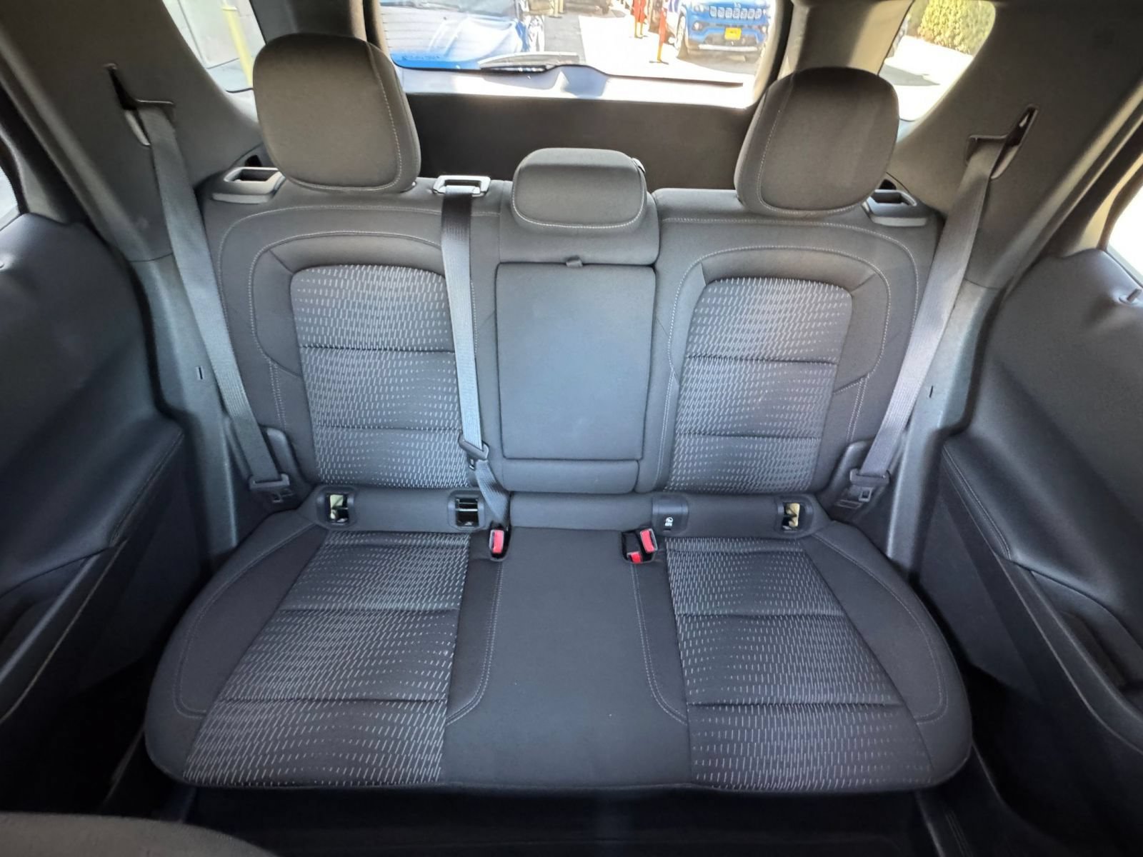 Used 2025 Chevrolet Equinox LT FWD image 39