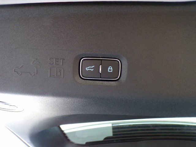 New 2025 Ford Expedition Active AWD/4WD image 11