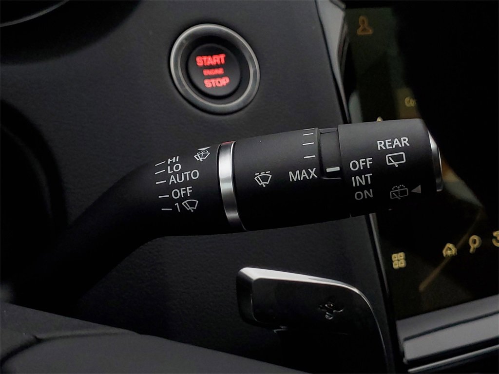 Used 2024 Jaguar E-PACE R-Dynamic SE image 14