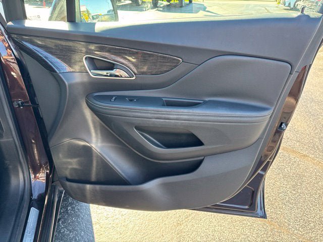 Used 2016 Buick Encore Convenience AWD/4WD image 27