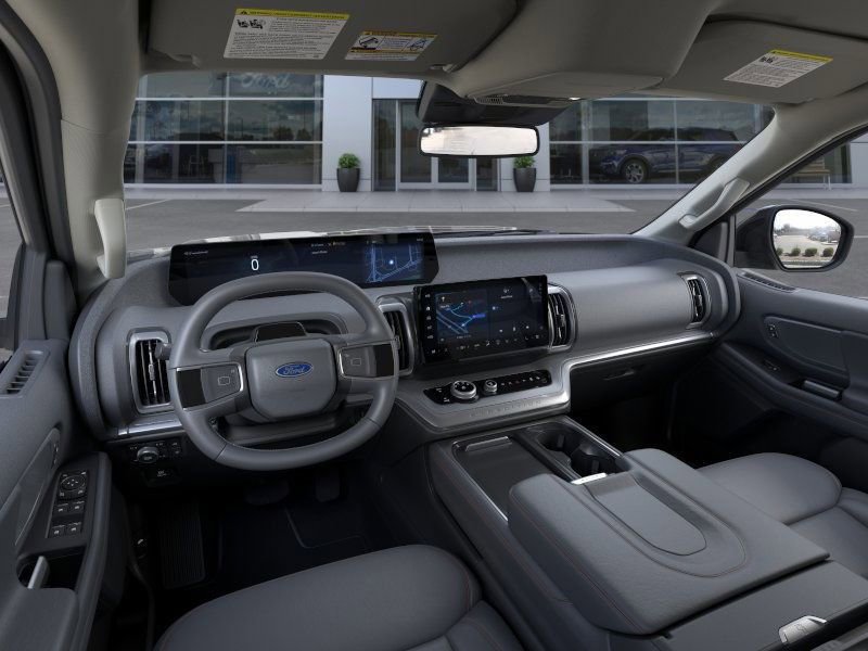 New 2026 Ford Expedition Active image 10