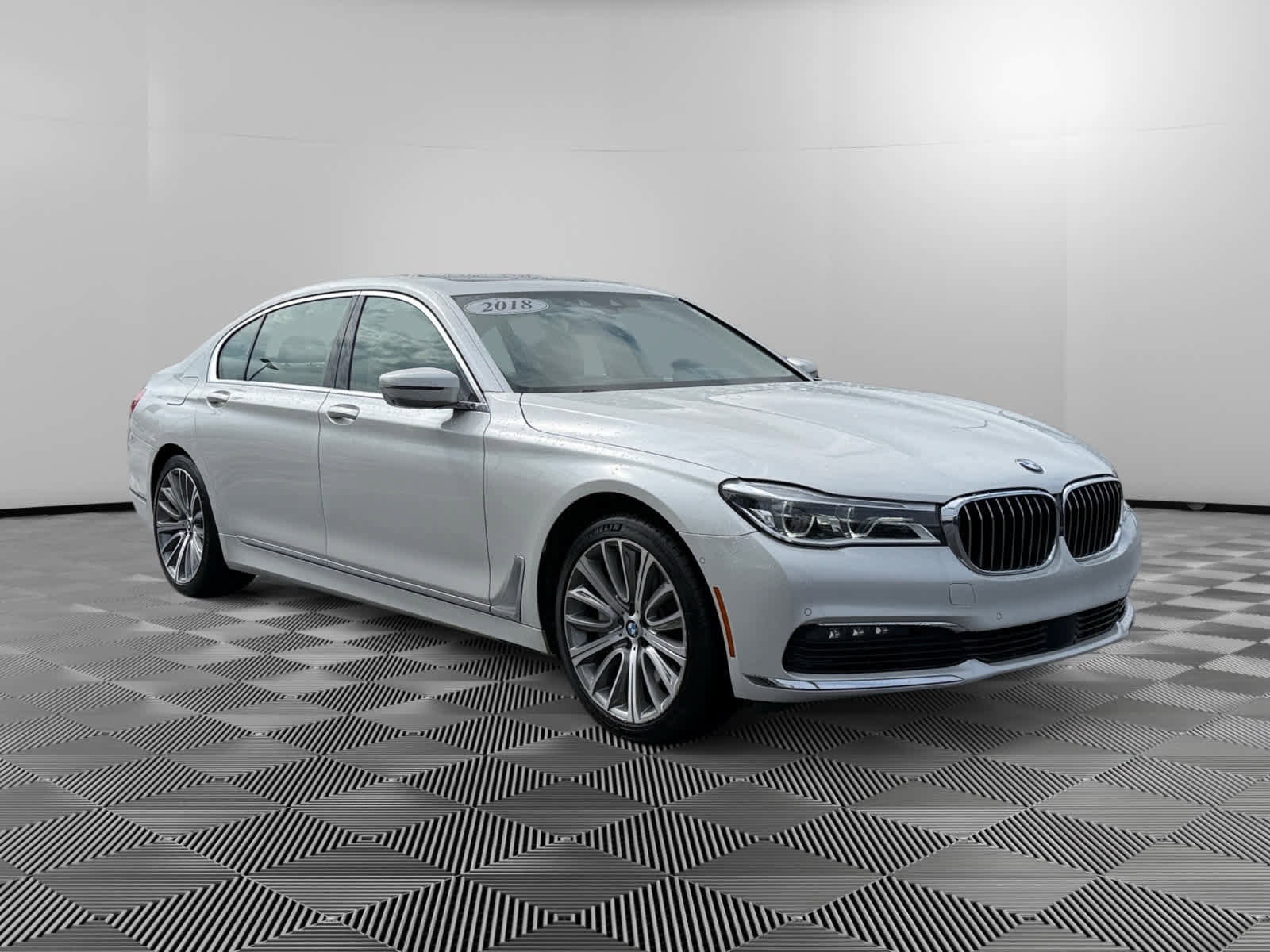 Used 2018 BMW 750i xDrive image 7