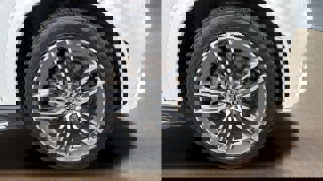 Used 2022 Mercedes-Benz GLE 450 4MATIC image 18