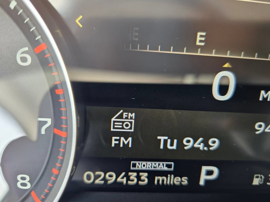Used 2025 Mitsubishi Outlander SE FWD image 27