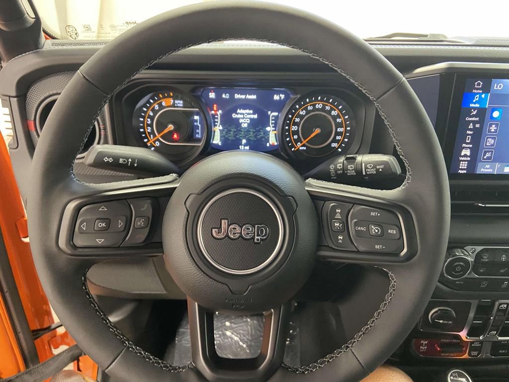 New 2025 Jeep Wrangler Unlimited Rubicon w/ XTREMEE 35" Tire Package image 23