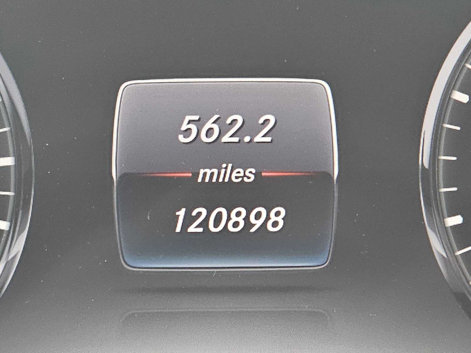 Used 2015 Mercedes-Benz S 550 Sedan image 24