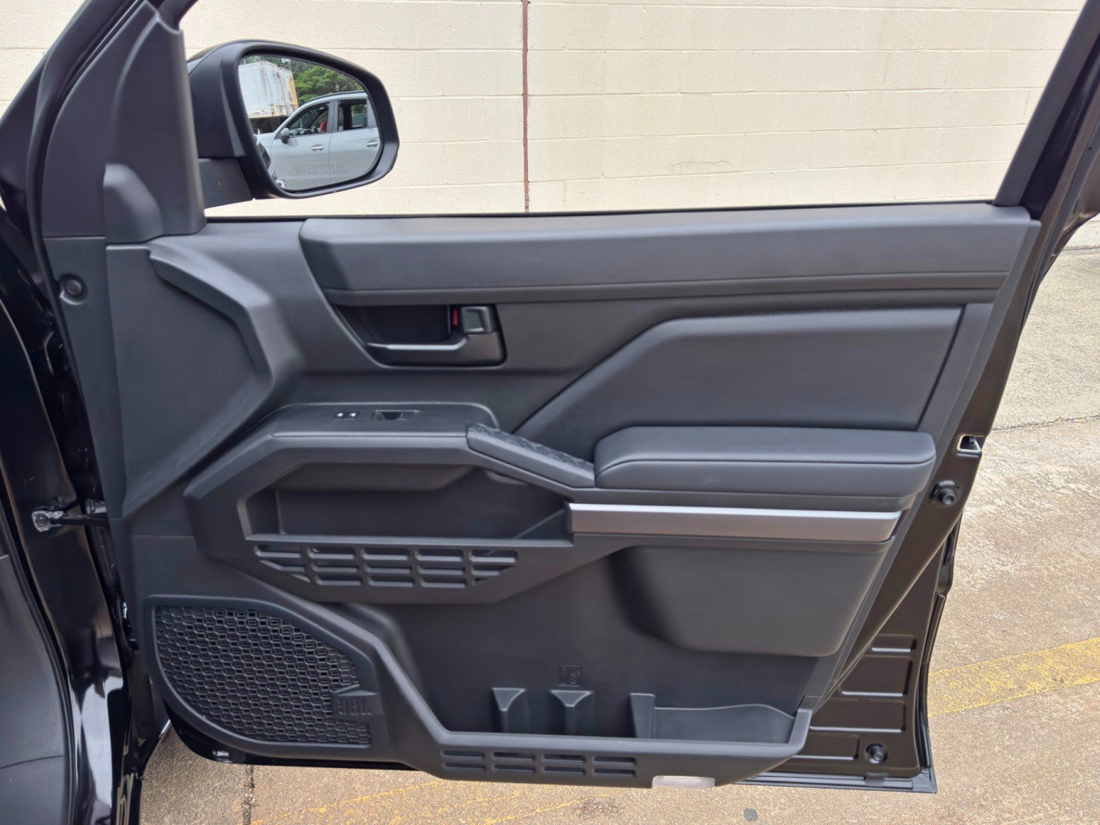 Used 2024 Toyota Tacoma SR5 RWD image 44