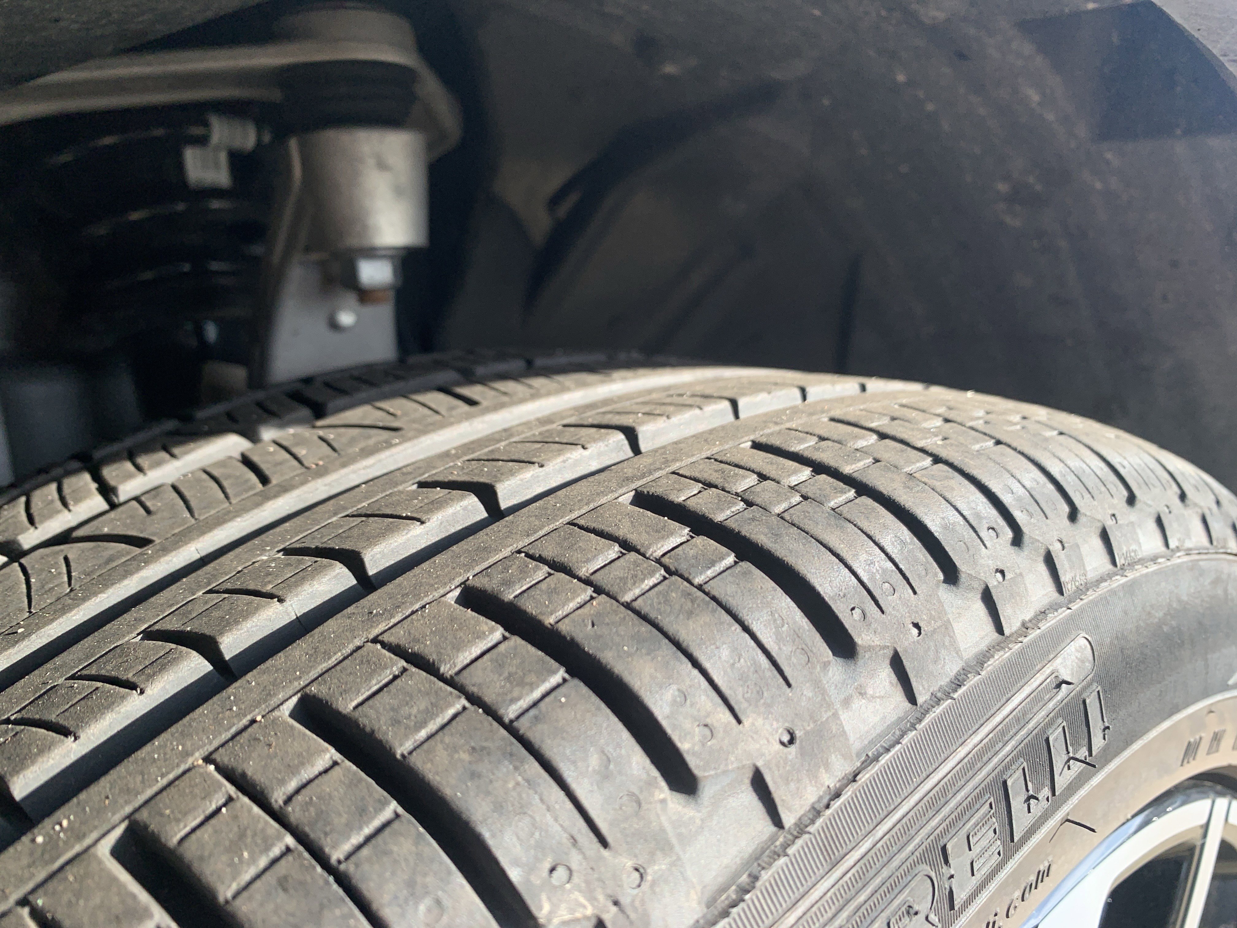 Used 2025 Volvo XC90 B6 Plus image 12