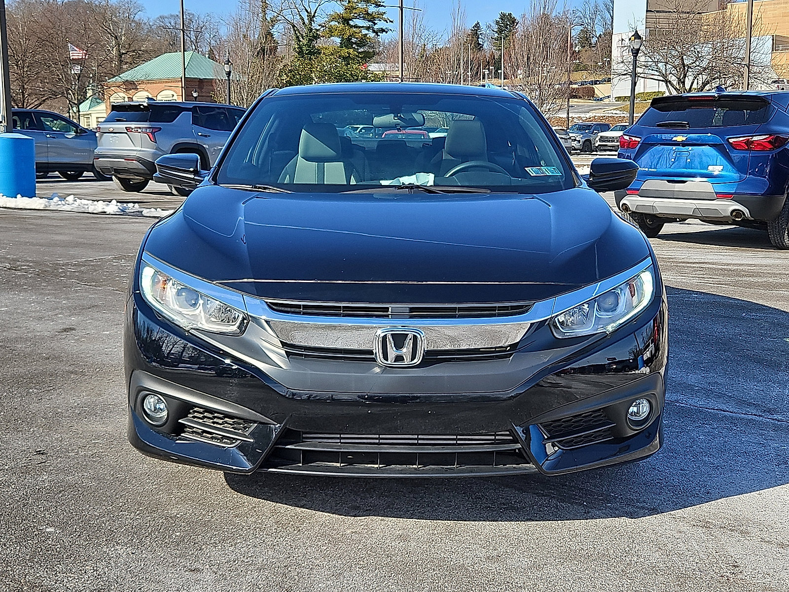 Used 2018 Honda Civic EX-T image 2