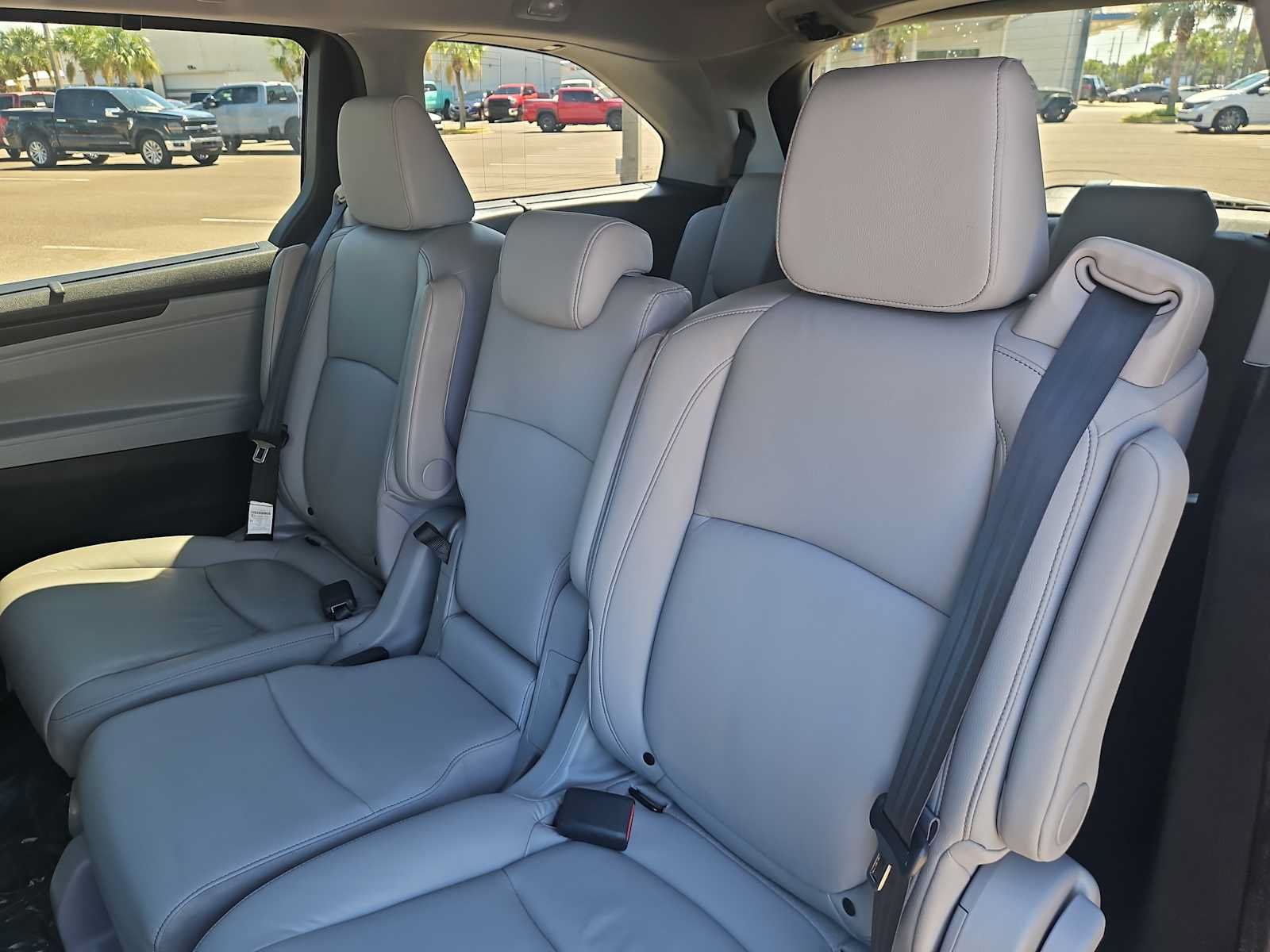 Used 2023 Honda Odyssey Touring image 25