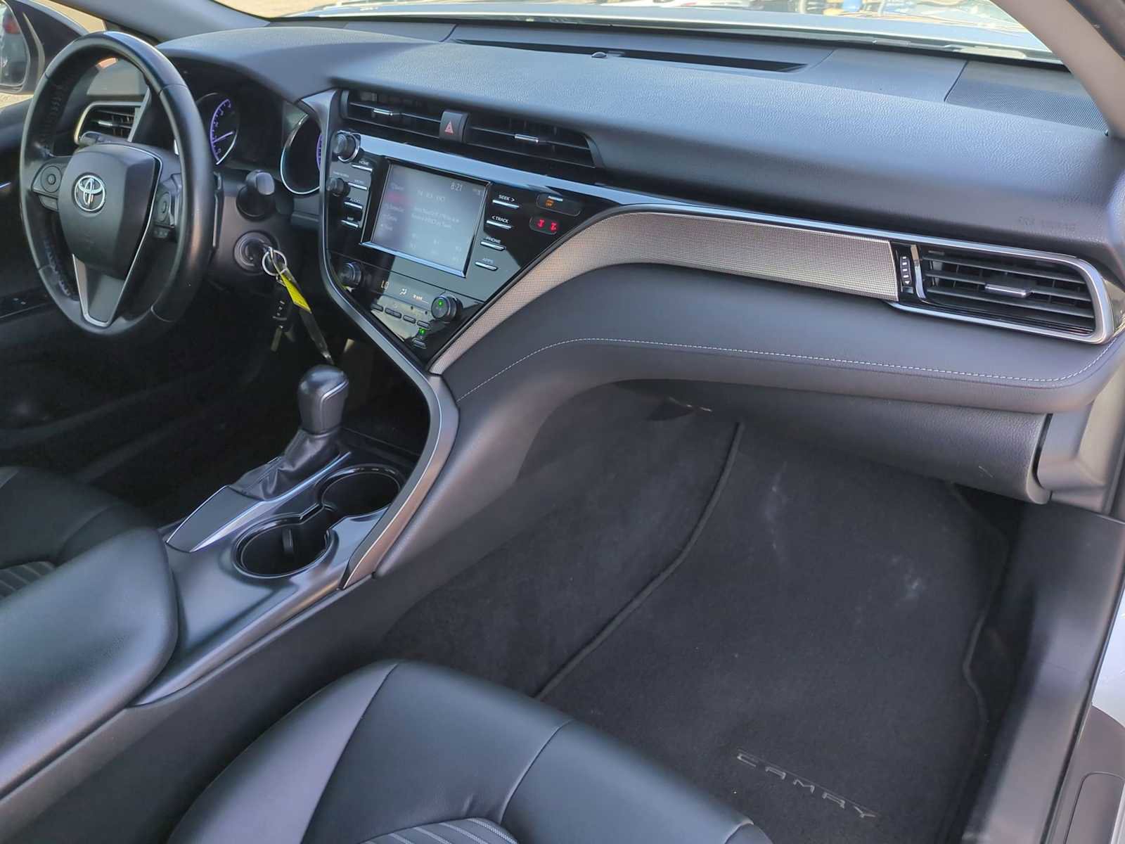 Used 2019 Toyota Camry SE FWD image 26