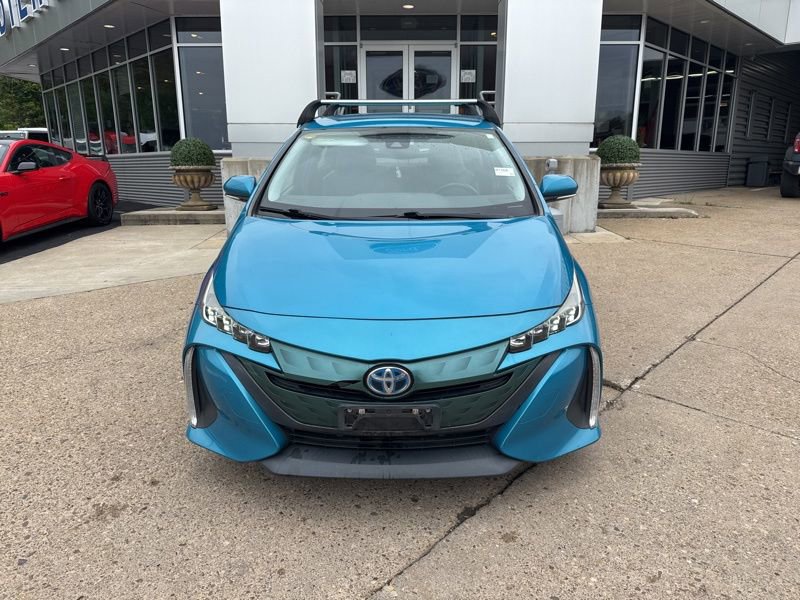 Used 2019 Toyota Prius Prime Plus FWD image 2