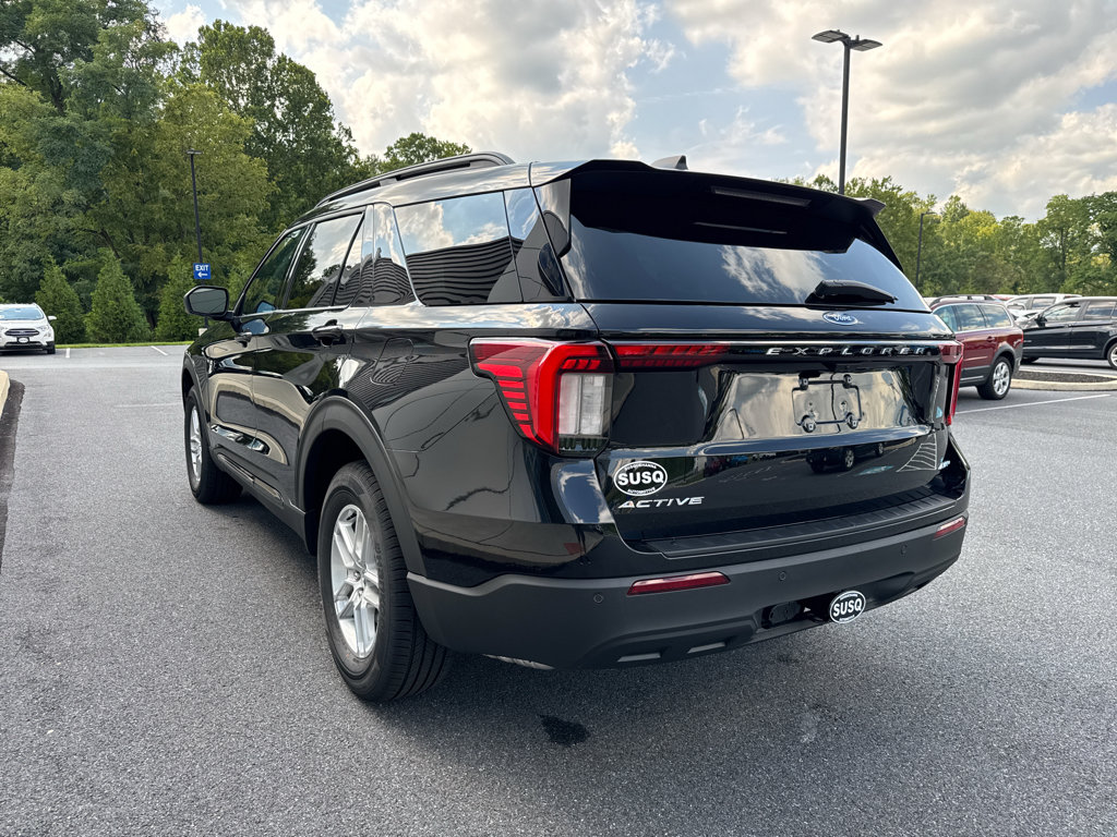 New 2026 Ford Explorer Active AWD/4WD image 16