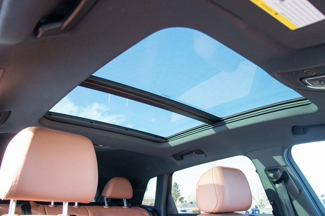 Used 2022 Audi e-tron Premium Plus w/ Premium Plus Package image 41