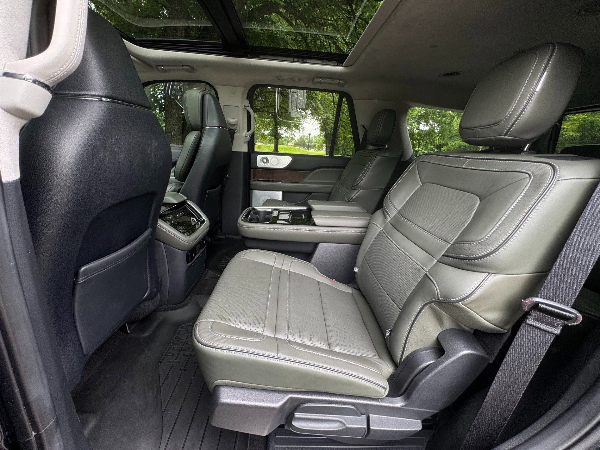 Used 2022 Lincoln Navigator Black Label image 61