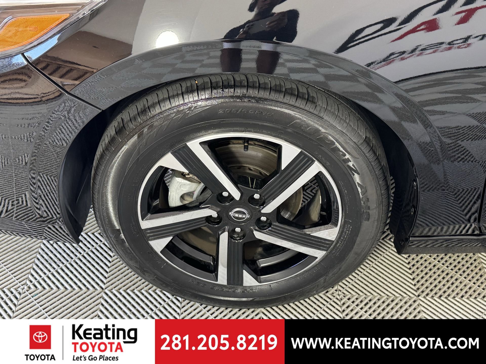 Used 2025 Nissan Sentra SV image 30