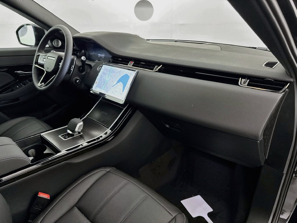 New 2026 Land Rover Range Rover Evoque Hoxton AWD/4WD image 30