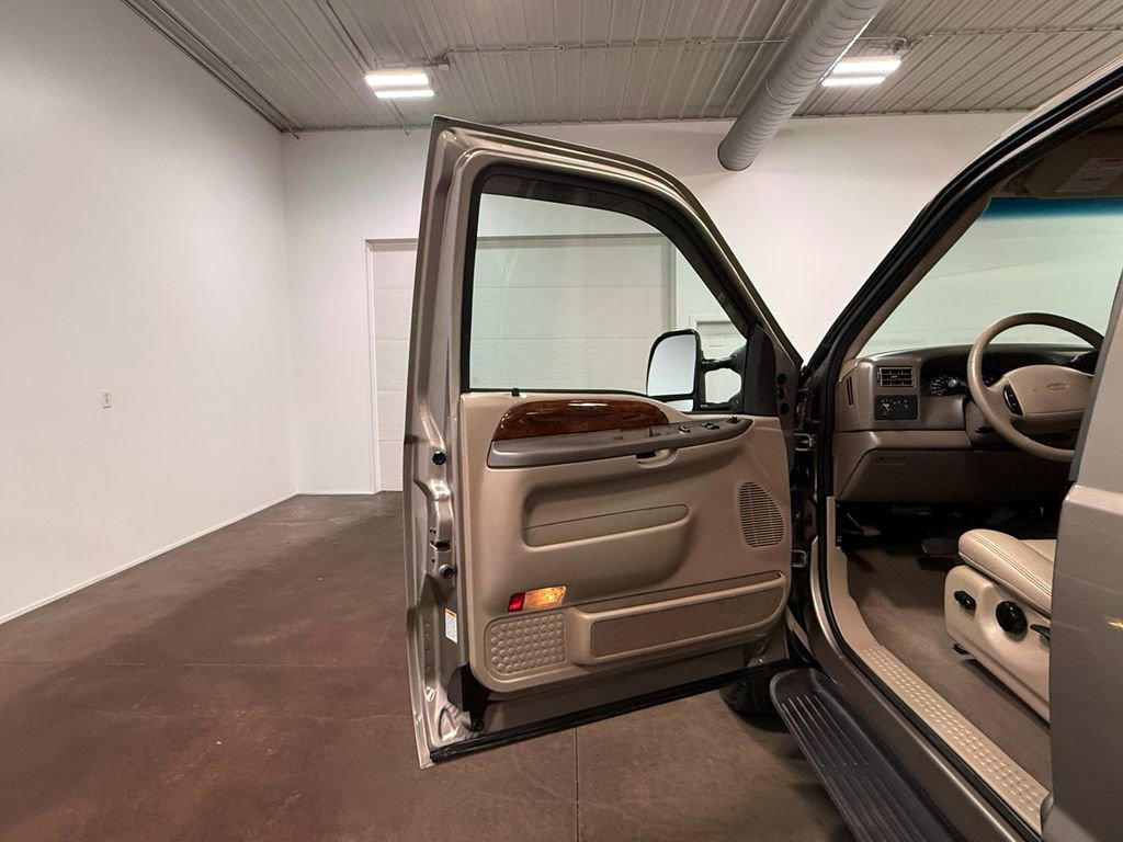 Used 2002 Ford F250 Lariat AWD/4WD image 61