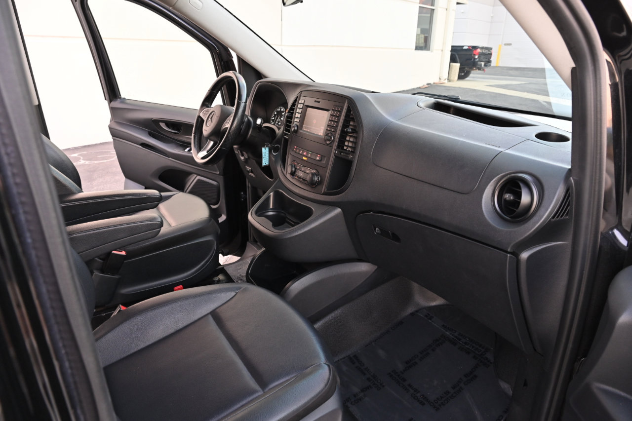 Used 2018 Mercedes-Benz Metris Passenger image 12