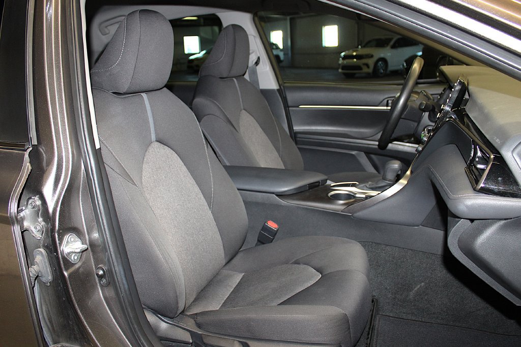 Used 2023 Toyota Camry LE FWD image 26