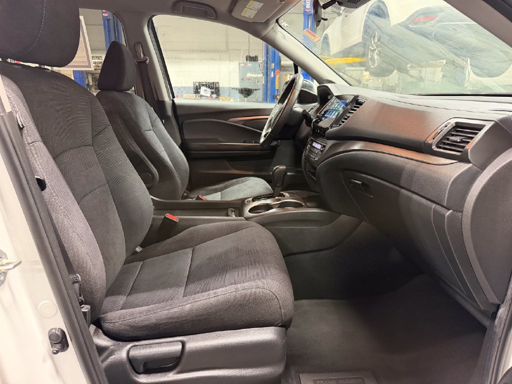 Used 2020 Honda Pilot EX image 21