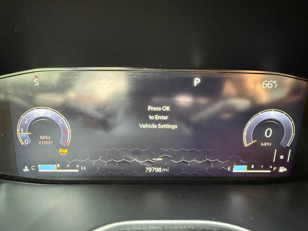 Used 2022 Jeep Compass Trailhawk w/ Trailhawk Elite Group image 14