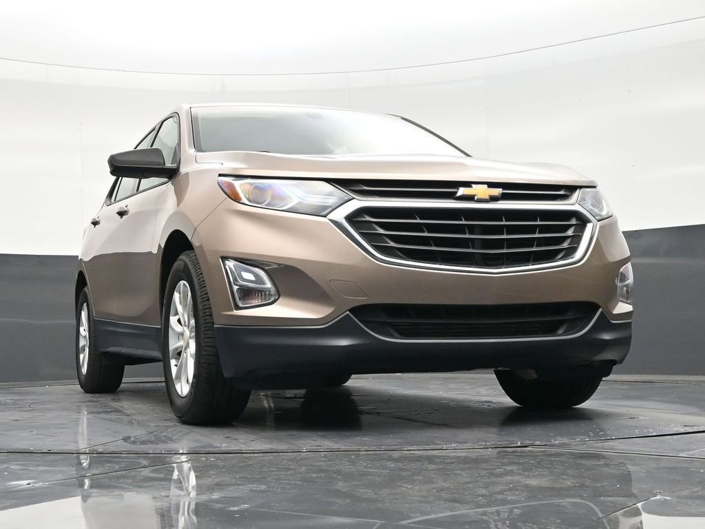 Used 2018 Chevrolet Equinox LS image 26