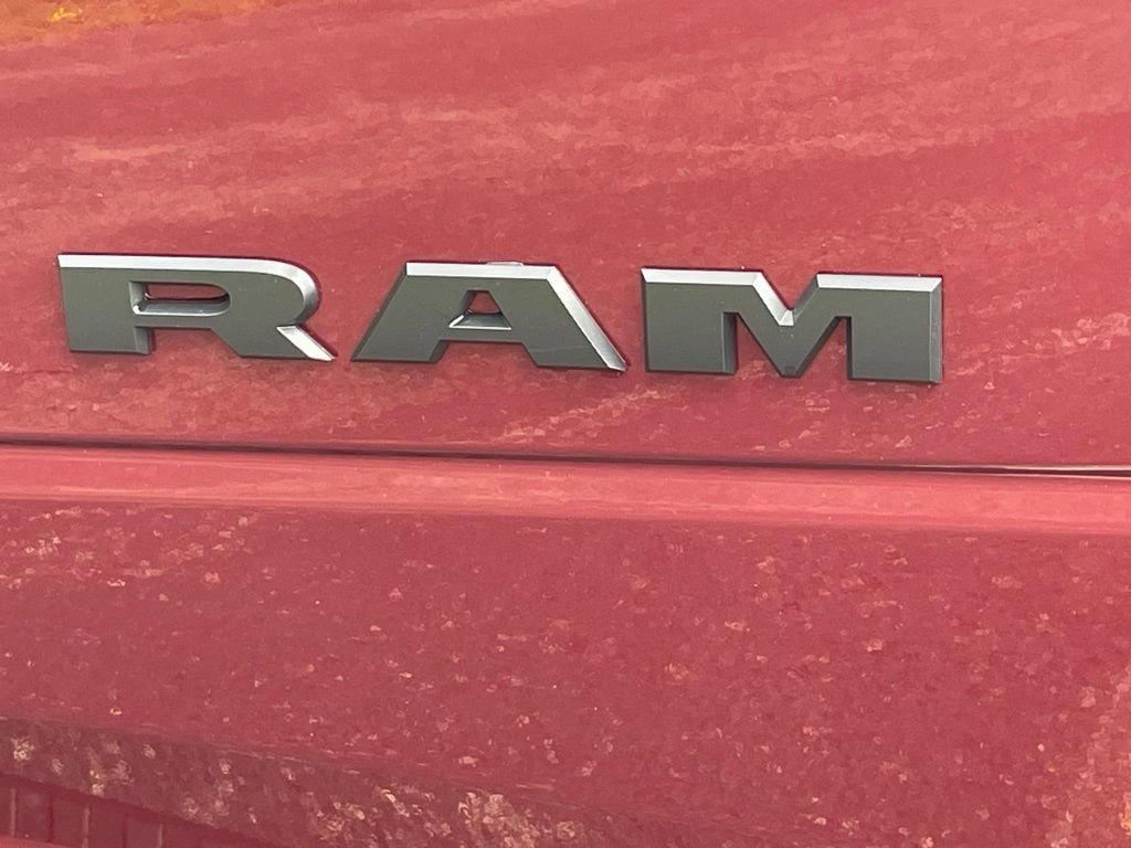 Used 2024 RAM 2500 Laramie w/ Night Edition AWD/4WD image 12